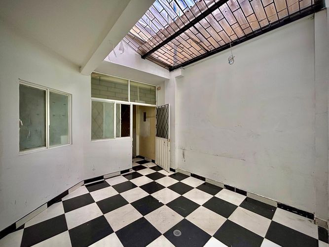 Casa de 2 alcobas en venta en Siete De Agosto, Bogotá, 232 m² · foto 3 de 24