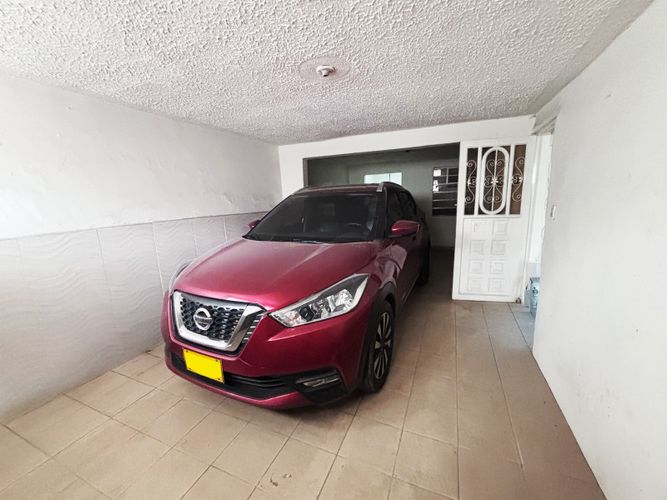Casa de 5 alcobas en venta en Abraham Lincoln, Bogotá, 195 m² · foto 4 de 22