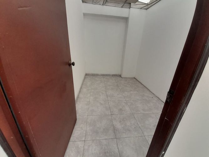Casa de 5 alcobas en venta en Abraham Lincoln, Bogotá, 195 m² · foto 13 de 22