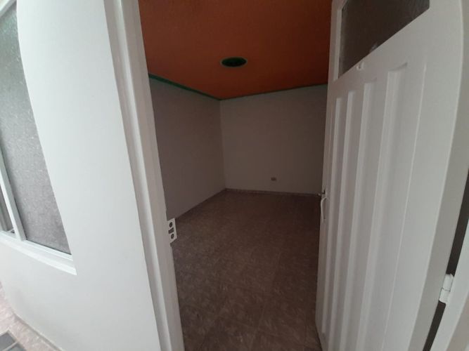 Casa de 5 alcobas en venta en Abraham Lincoln, Bogotá, 195 m² · foto 18 de 22