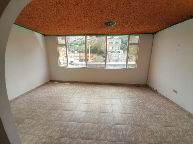 Casa de 5 alcobas en venta en Abraham Lincoln, Bogotá, 195 m² · foto 22 de 22