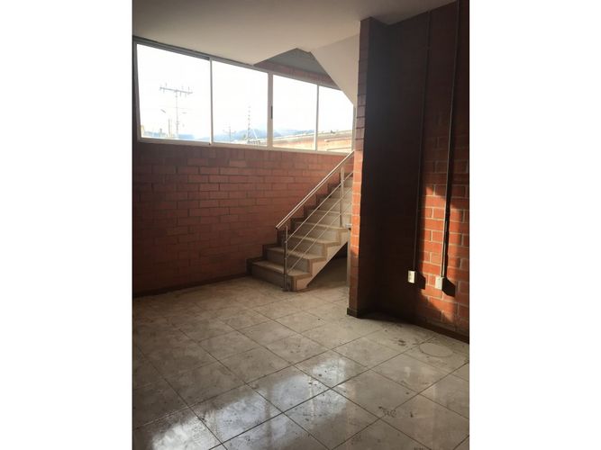 Bodega en arriendo en Acopi, Yumbo, 780 m² · foto 6 de 10