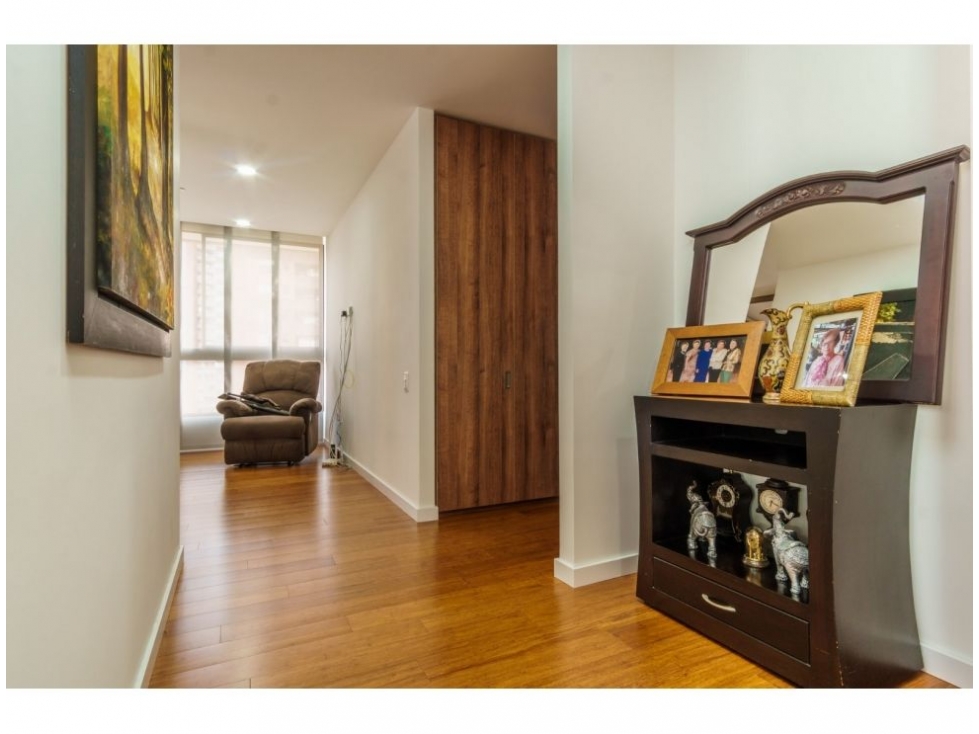 Apartamento en venta en El Poblado, Medellín 5