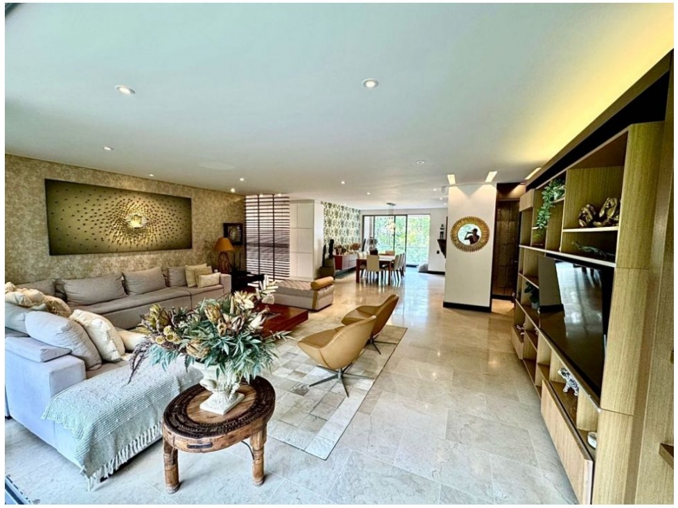 Apartamento en venta en El Poblado, Medellín 4