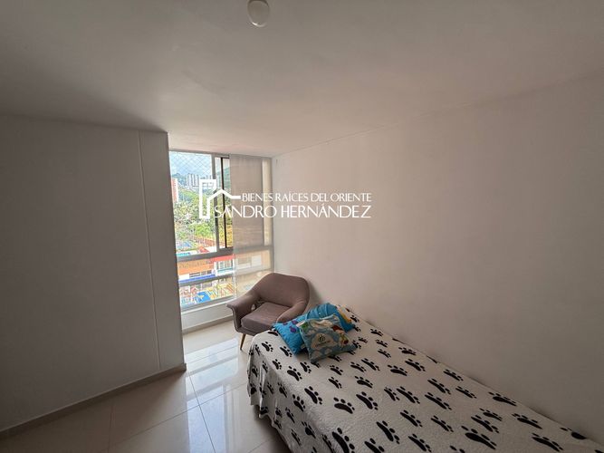 Apartamento de 3 alcobas en venta en El Recreo, Floridablanca, 95 m² · foto 10 de 16