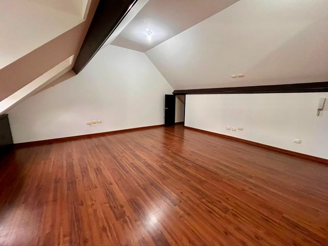 Casa de 5 alcobas en venta en Los Alpes, Pereira, 235 m² · foto 20 de 24