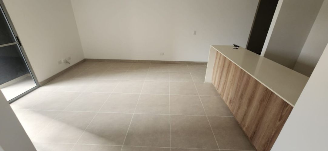 Apartamento de 2 alcobas en arriendo en Simesa, Medellín, 64 m² · foto 2 de 12