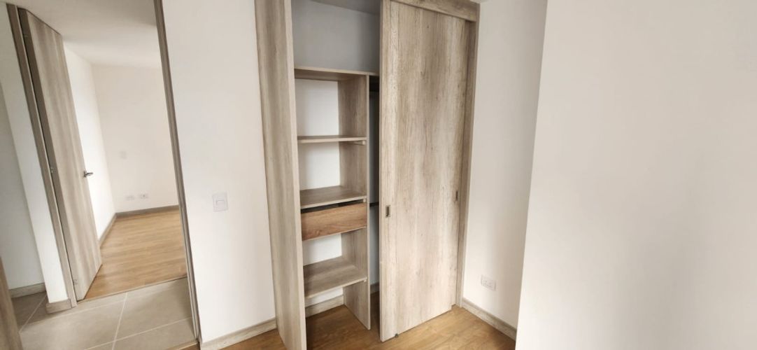 Apartamento de 2 alcobas en arriendo en Simesa, Medellín, 64 m² · foto 6 de 12