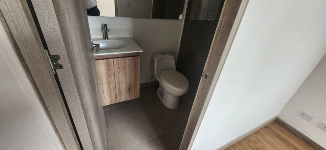 Apartamento de 2 alcobas en arriendo en Simesa, Medellín, 64 m² · foto 10 de 12