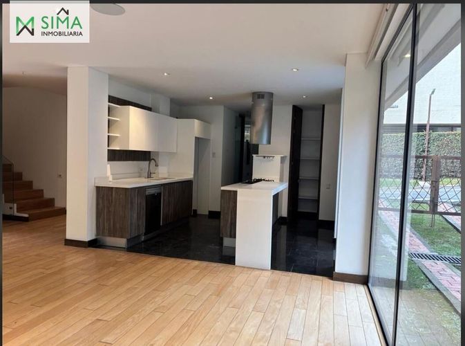 Casa de 4 alcobas en venta en Cerros De Suba, Bogotá, 300 m² · foto 13 de 17
