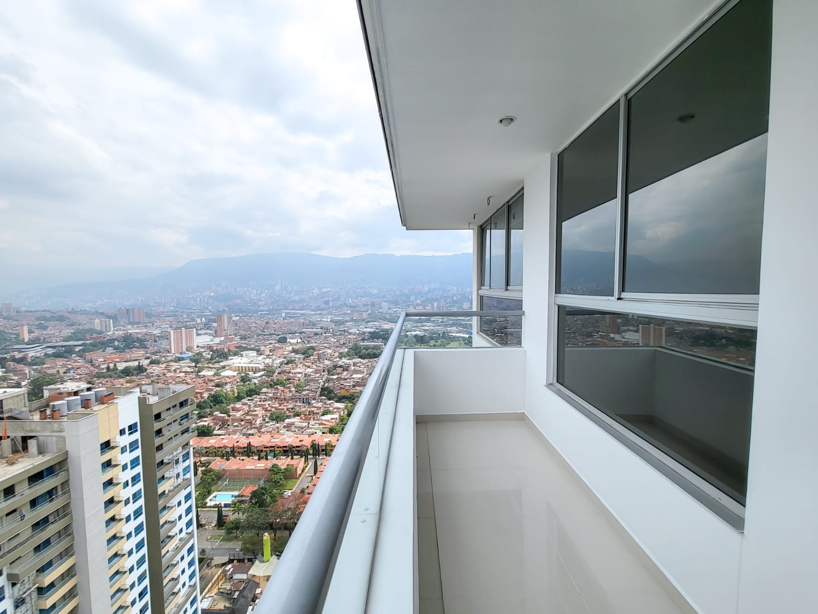 Apartamento en venta en Suramérica, Itagüí · foto 11 de 24