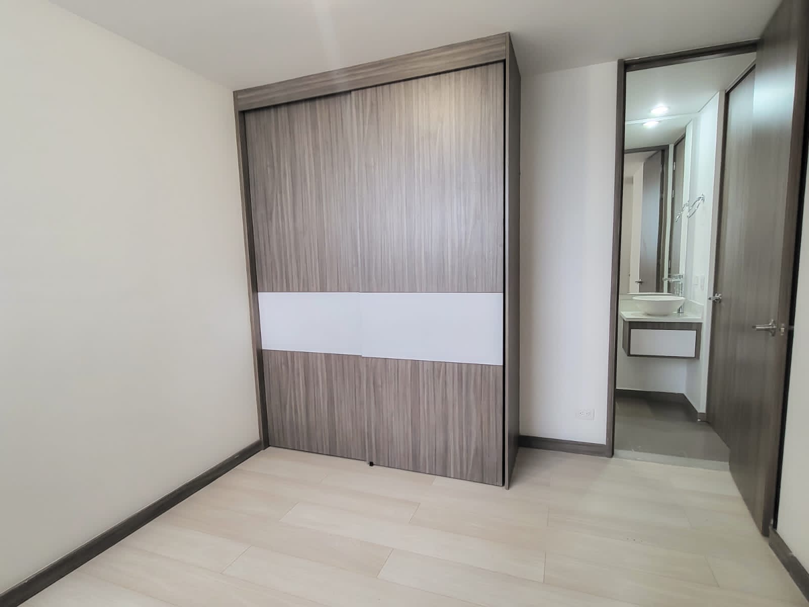 Apartamento en venta en Suramérica, Itagüí · foto 18 de 24