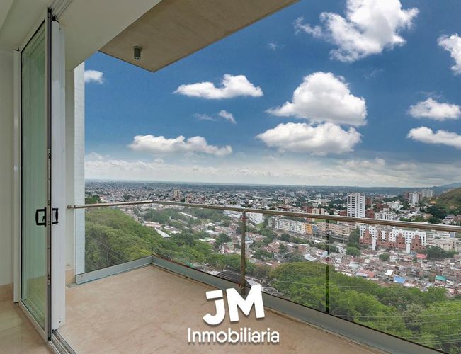 Apartamento de 3 alcobas en venta en Bellavista, Cali, 161 m² · foto 3 de 19
