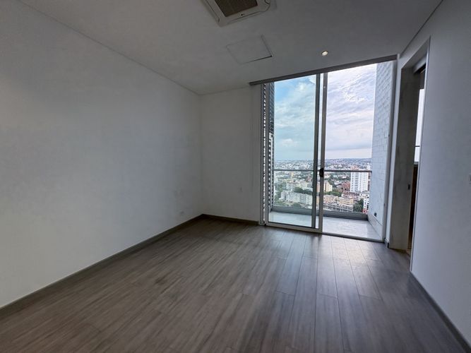 Apartamento de 3 alcobas en venta en Bellavista, Cali, 161 m² · foto 14 de 19