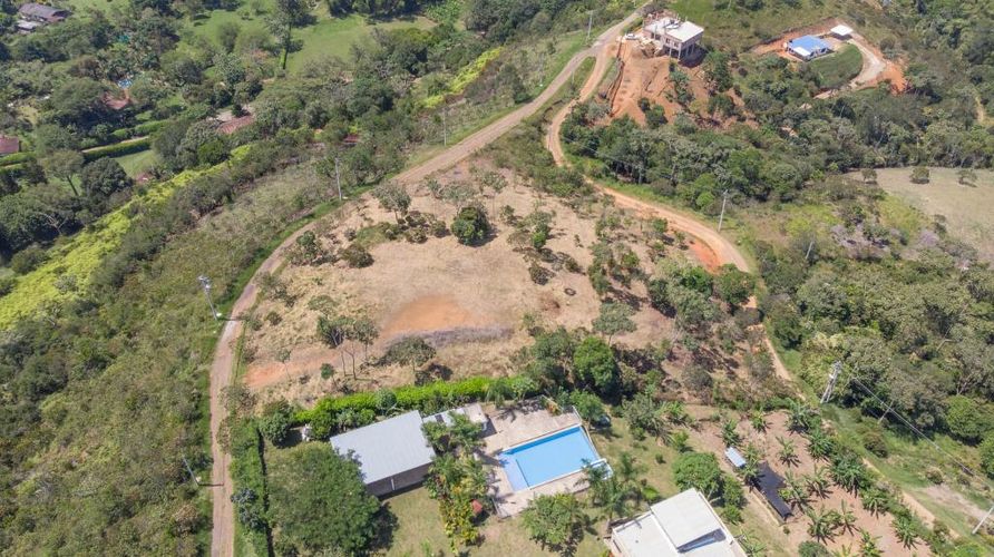 Lote en venta en Potrerito, Jamundí, 3006 m² · foto 3 de 18
