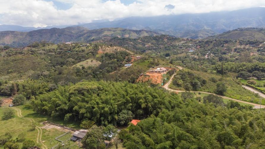Lote en venta en Potrerito, Jamundí, 3006 m² · foto 12 de 18