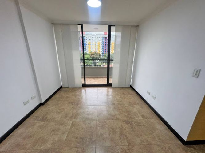Apartamento de 3 alcobas en arriendo en Belén Las Mercedes, Medellín, 90 m² · foto 7 de 16