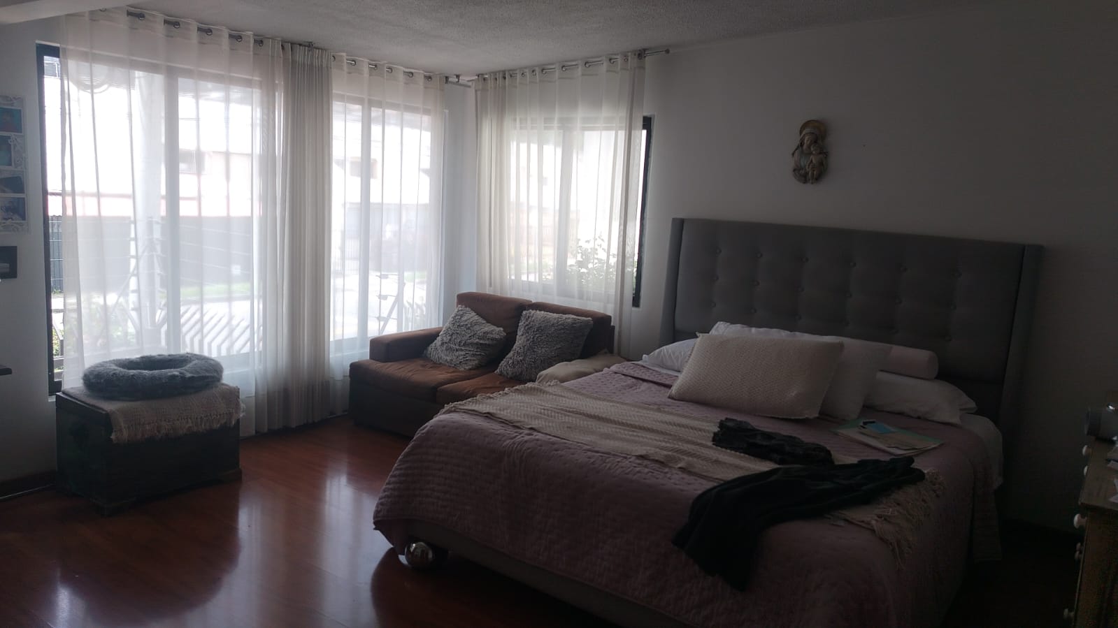 Casa en arriendo en Polo Club, Bogotá · foto 9 de 24