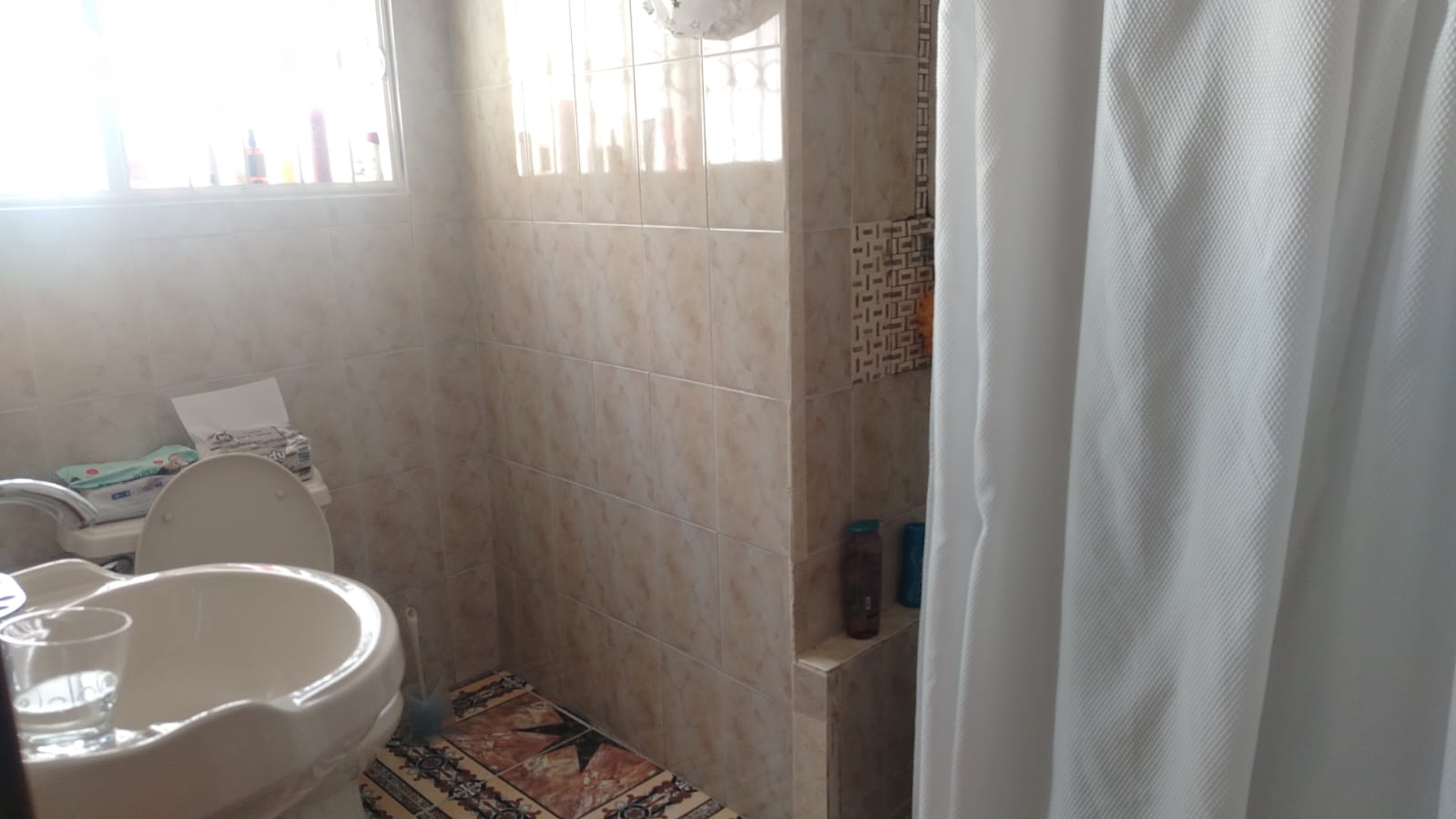 Casa en arriendo en Polo Club, Bogotá · foto 18 de 24