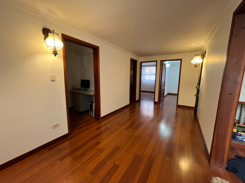 Apartamento en venta en Pinos De Lombardia, Bogotá · foto 4 de 17