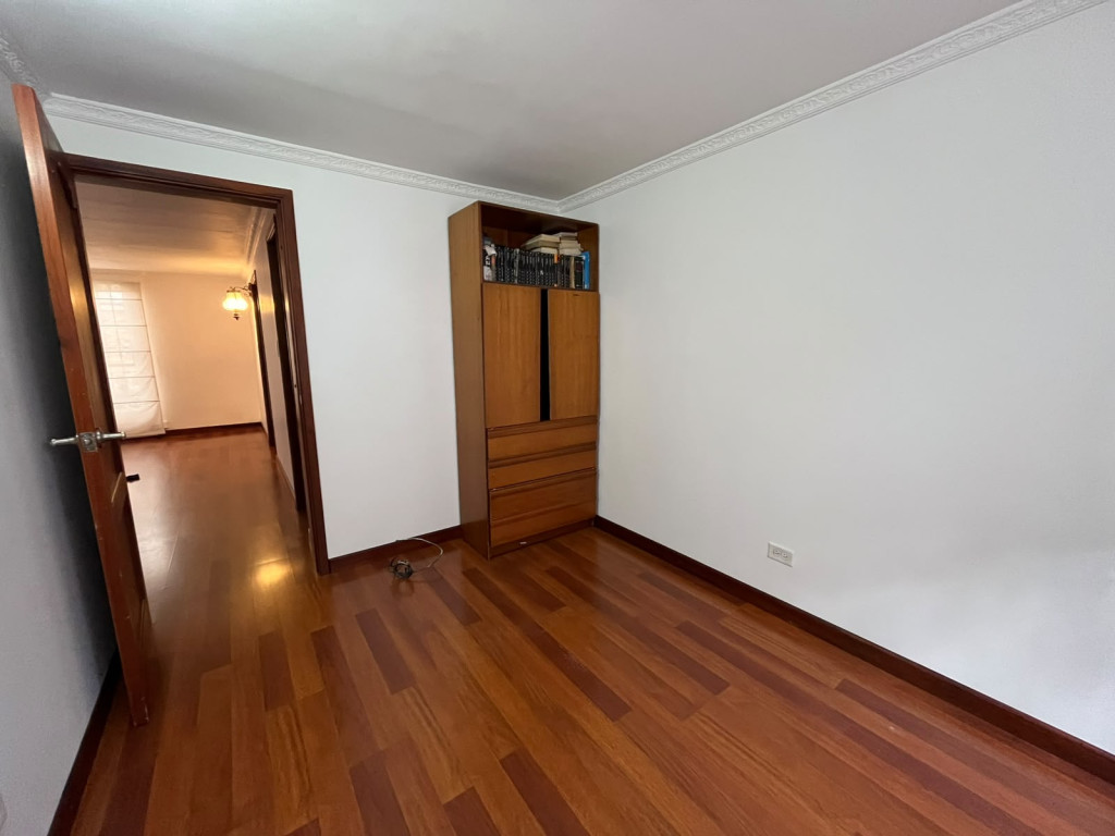 Apartamento en venta en Pinos De Lombardia, Bogotá · foto 11 de 17