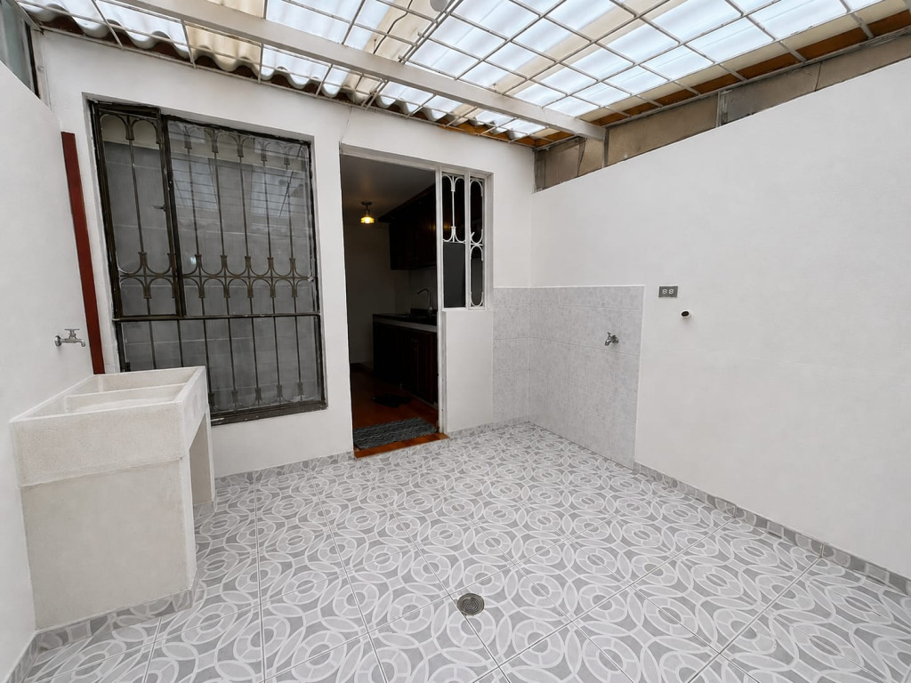 Apartamento en venta en Pinos De Lombardia, Bogotá · foto 15 de 17