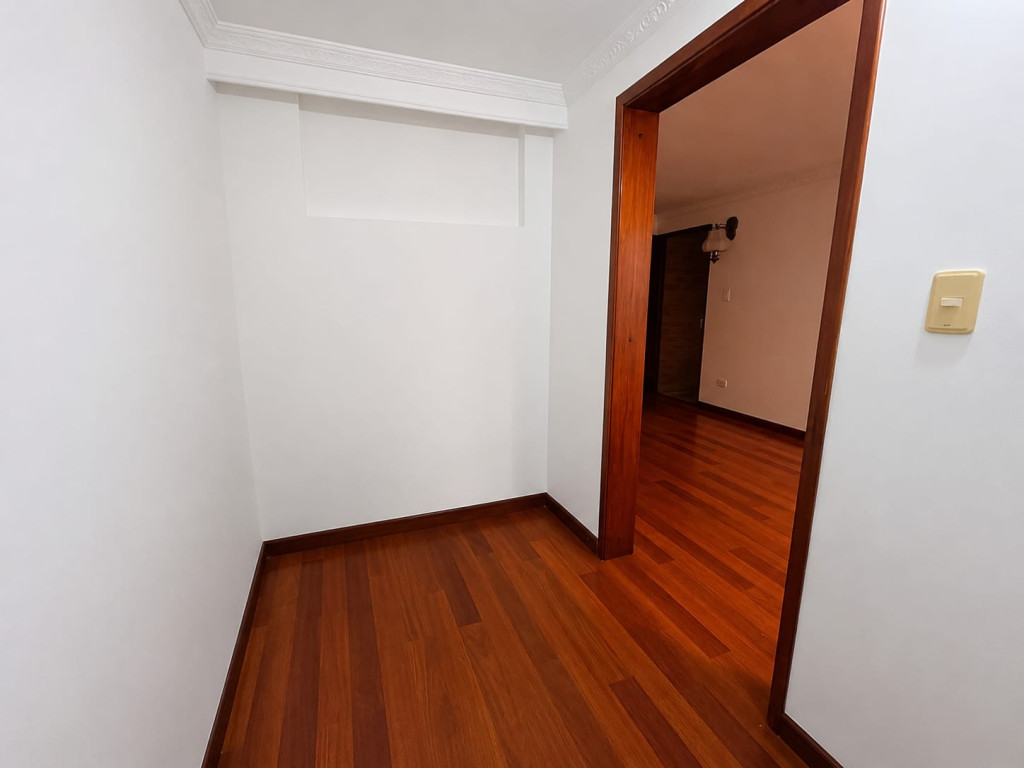 Apartamento en venta en Pinos De Lombardia, Bogotá · foto 17 de 17