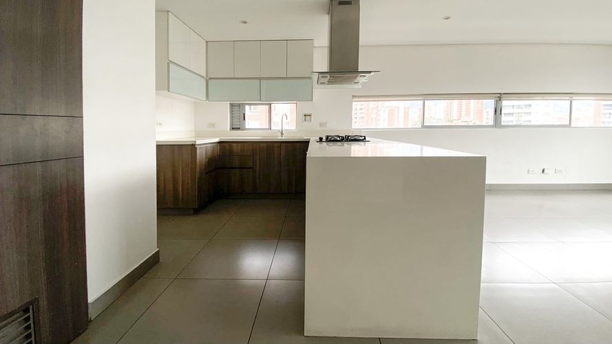 Apartamento de 3 alcobas en arriendo en Santa Maria De Los Angeles, Medellín, 120 m² · foto 5 de 15