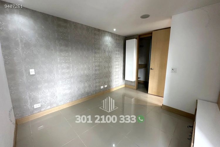Apartamento de 3 alcobas en arriendo en Loma Del Indio, Medellín, 85 m² · foto 21 de 24