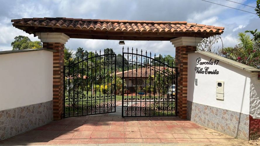 $950.000.000 en Mesa De Los Santos