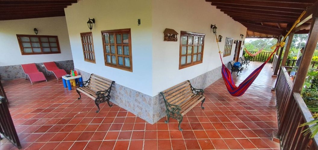 Casa de 4 alcobas en venta en Mesa De Los Santos, Piedecuesta, 250 m² · foto 10 de 14