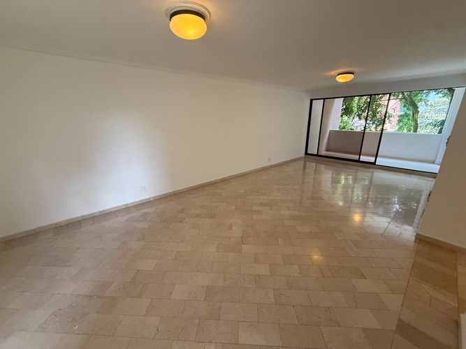 Apartamento de 3 alcobas en arriendo en Santa Maria De Los Angeles, Medellín, 140 m² · foto 4 de 15