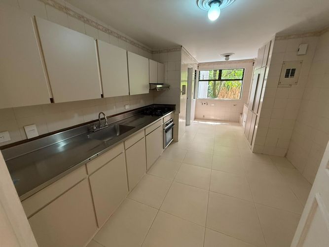 Apartamento de 3 alcobas en arriendo en Santa Maria De Los Angeles, Medellín, 140 m² · foto 3 de 15