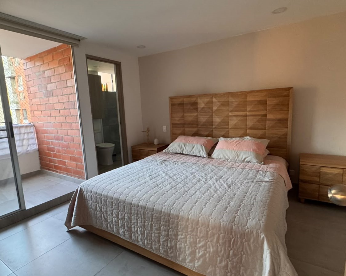 Apartamento en arriendo en El Poblado, Medellín · foto 12 de 15