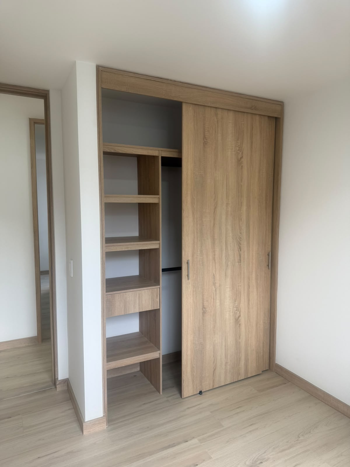 Apartamento en venta en Zona Centro, Envigado · foto 3 de 15