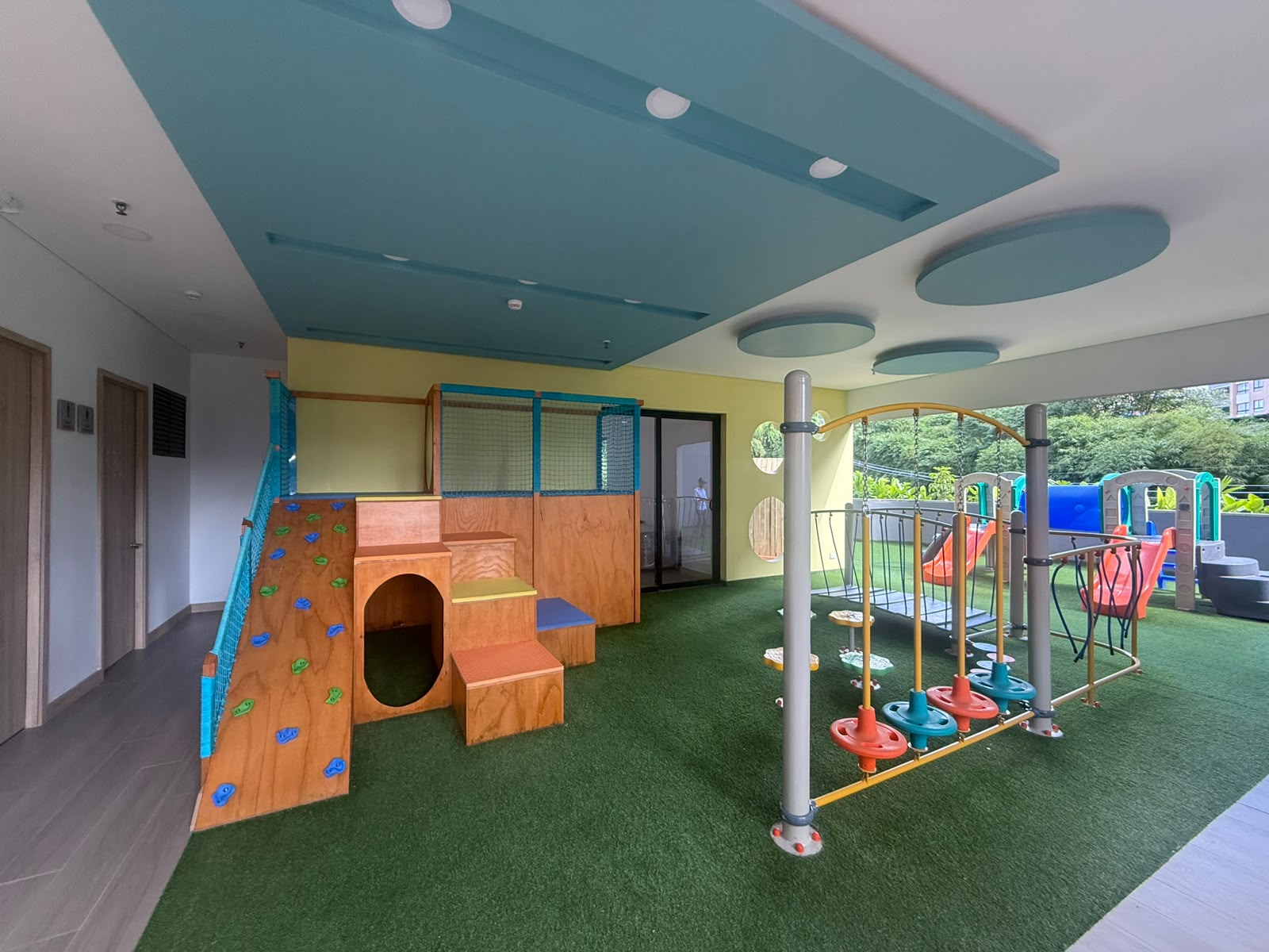 Apartamento en venta en Zona Centro, Envigado · foto 5 de 15