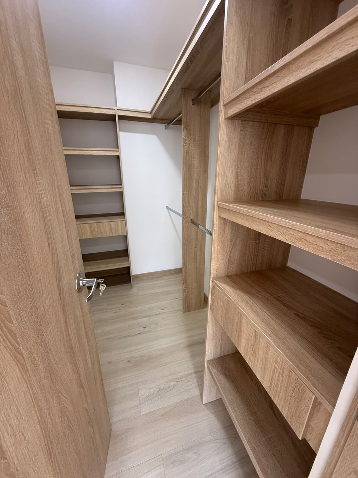 Apartamento en venta en Zona Centro, Envigado · foto 14 de 15