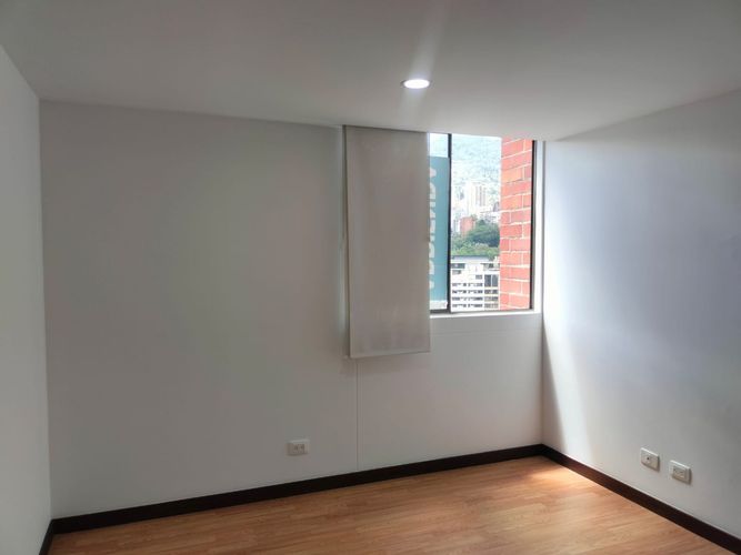 Apartamento de 3 alcobas en arriendo en El Poblado, Medellín, 118 m² · foto 11 de 18