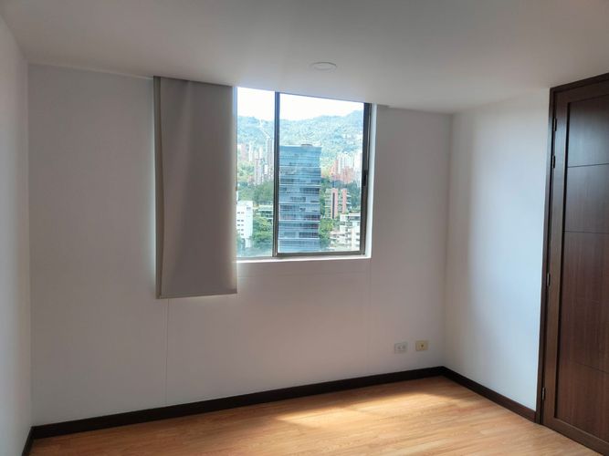 Apartamento de 3 alcobas en arriendo en El Poblado, Medellín, 118 m² · foto 18 de 18