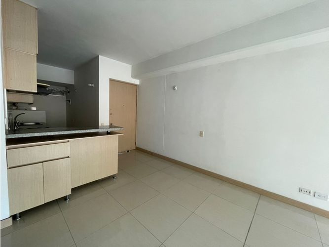 Apartamento de 3 alcobas en venta en Aves Maria, Sabaneta, 70 m² · foto 2 de 15