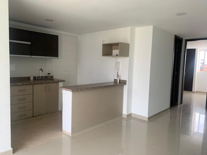Apartamento de 2 alcobas en venta en Provenza, Bucaramanga, 66 m² · foto 4 de 11