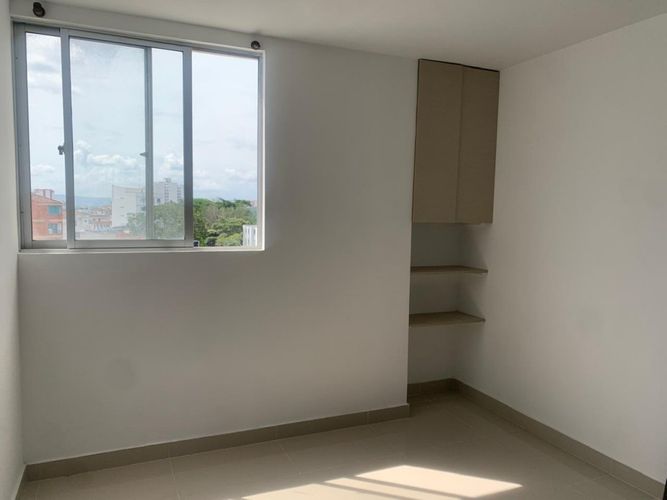 Apartamento de 2 alcobas en venta en Provenza, Bucaramanga, 66 m² · foto 9 de 11