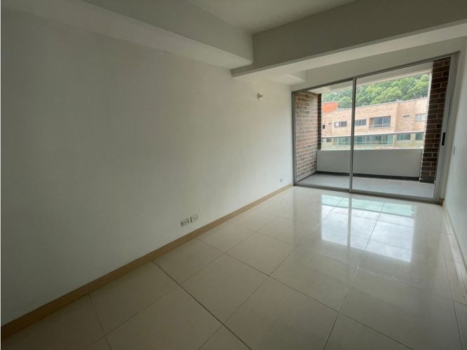 Apartamento de 3 alcobas en venta en Aves Maria, Sabaneta, 70 m² · foto 7 de 15