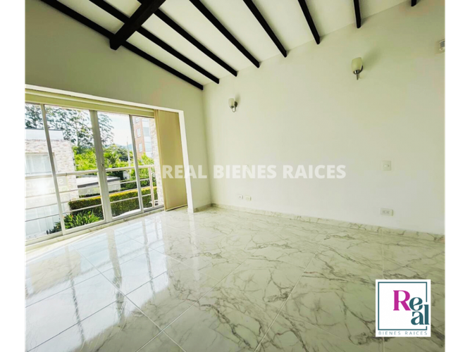 Casa de 4 alcobas en venta en La Ceja, 184 m² · foto 13 de 24