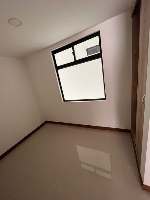 Apartamento de 3 alcobas en venta en El Tambo, La Ceja, 64 m² · foto 2 de 10