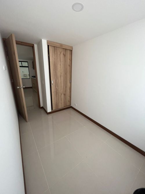 Apartamento de 3 alcobas en venta en El Tambo, La Ceja, 64 m² · foto 3 de 10