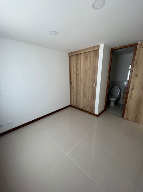 Apartamento de 3 alcobas en venta en El Tambo, La Ceja, 64 m² · foto 9 de 10