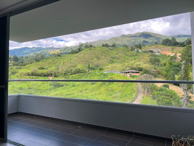 Apartamento de 3 alcobas en arriendo en Las Palmas, Envigado, 100 m² · foto 6 de 20