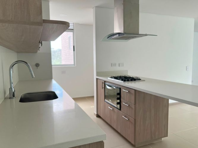 Apartamento de 3 alcobas en arriendo en Las Palmas, Envigado, 100 m² · foto 8 de 20
