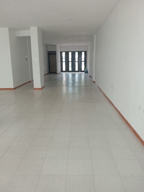 Local en arriendo en Bolarqui, Bucaramanga, 137 m² · foto 2 de 14